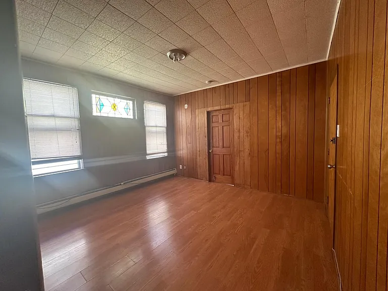 329 Columbia Ave #2 — Photo 7
