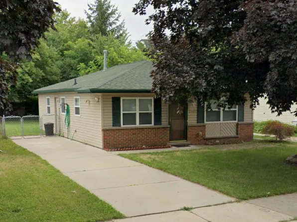 27411 Long St, Livonia, MI 48152