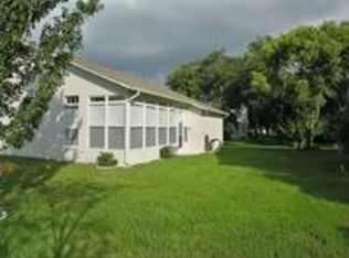 10414 Pineneedles Dr, New Port Richey, FL 34654