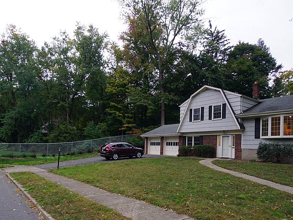 House located at the end of the cul-de-sac with easy access to Brookside field.