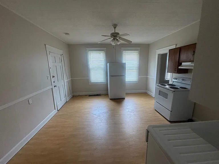 6401 Gertrude Ave — Photo 13