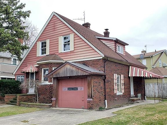 2nd image of 17822 Hillgrove Ave