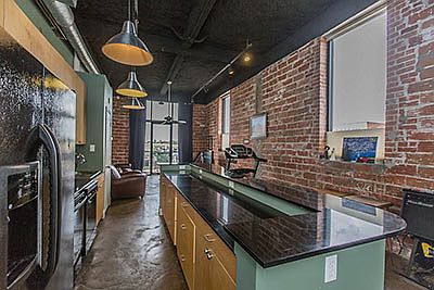 5th image of 915 N San Jacinto St Unit 2H