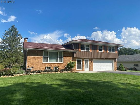 2nd image of 1006 Woodcrest Dr