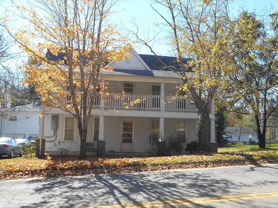 1st image of 256 W Rolla St