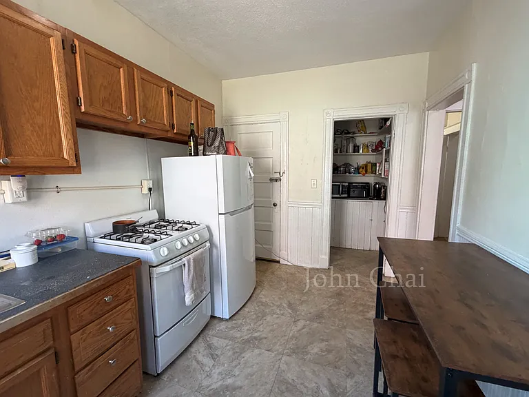 11 Mount Hood Rd #4 — Photo 29