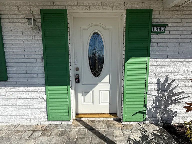 1807 Haverford Ave — Photo 3
