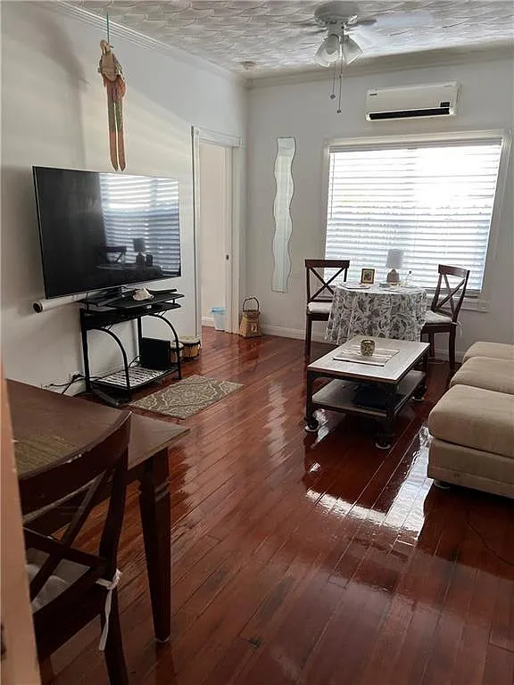 1 bed, 1.0 bath, 600 sqft, $1,575 — Photo 3