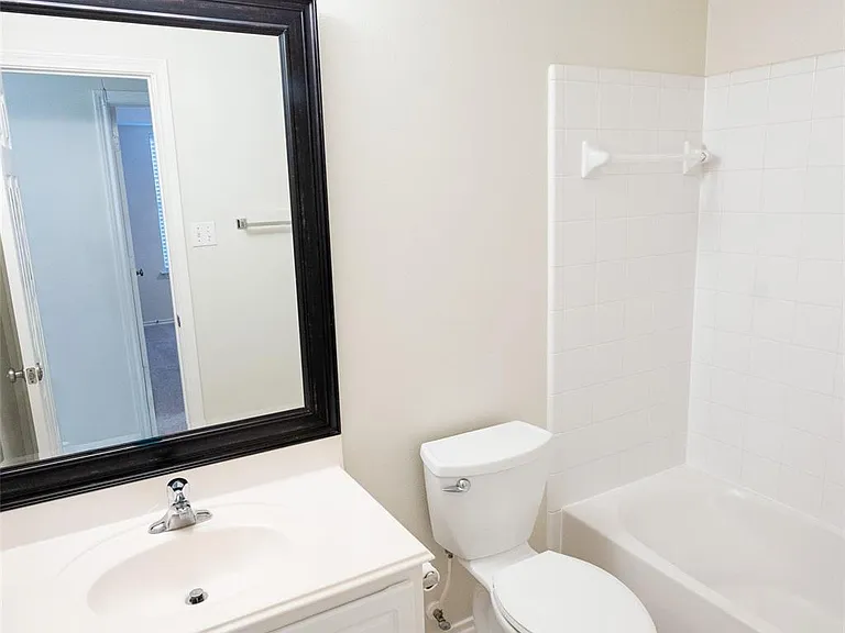 11 Summerhaze Cir — Photo 24