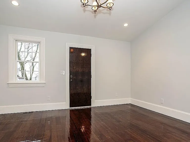 22 Thwing St #2 — Photo 16
