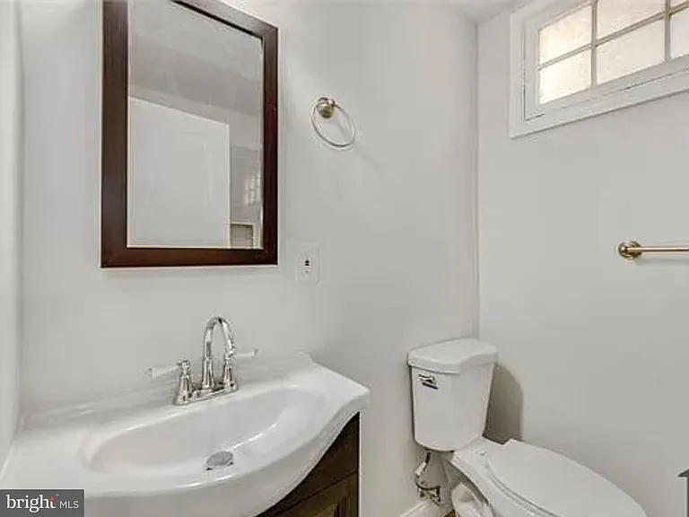 4921 1st St NW #3 — Photo 7