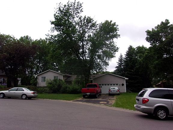 2nd image of 4895 Magnolia Ln N
