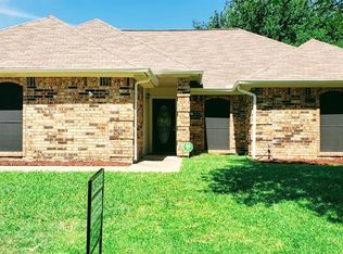 6520 Impala Dr, Arlington, TX 76001