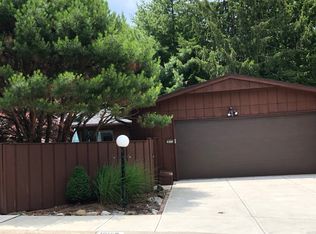 18153 Trailside Pl, Strongsville, OH