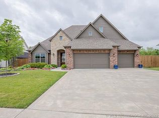 14428 E 94th St, Owasso, OK 74055