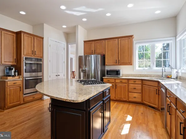 14520 Chamberry Cir, Haymarket, VA 20169