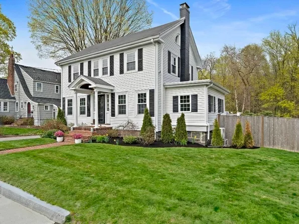 97 Hawthorn Rd, Braintree, MA 02184