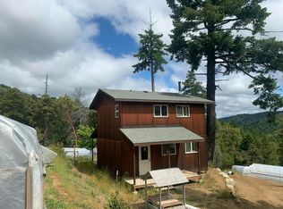 1010/1020 Windy Ridge Ln, Garberville, CA 95542