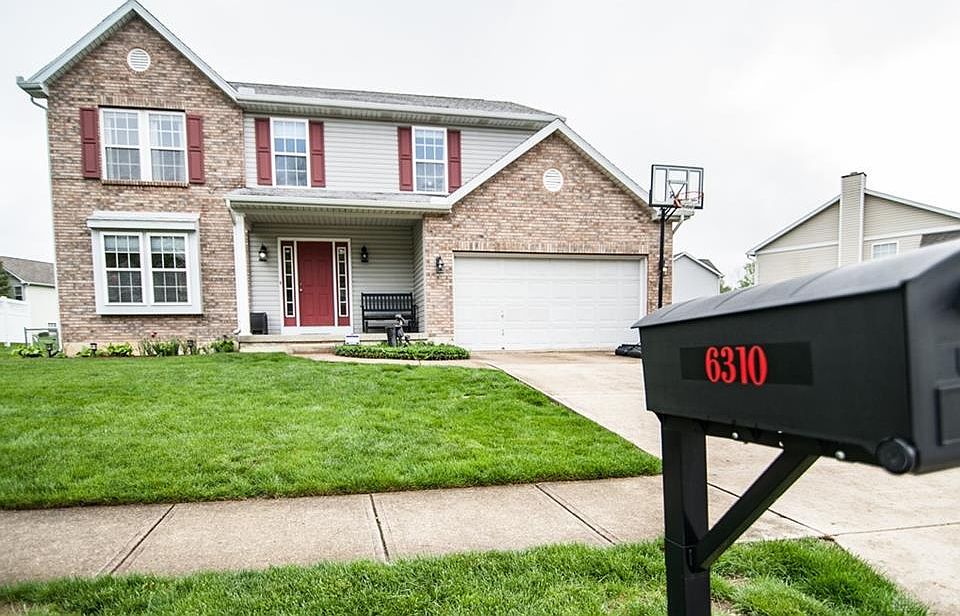 1st image of 6310 Sterling Woods Dr