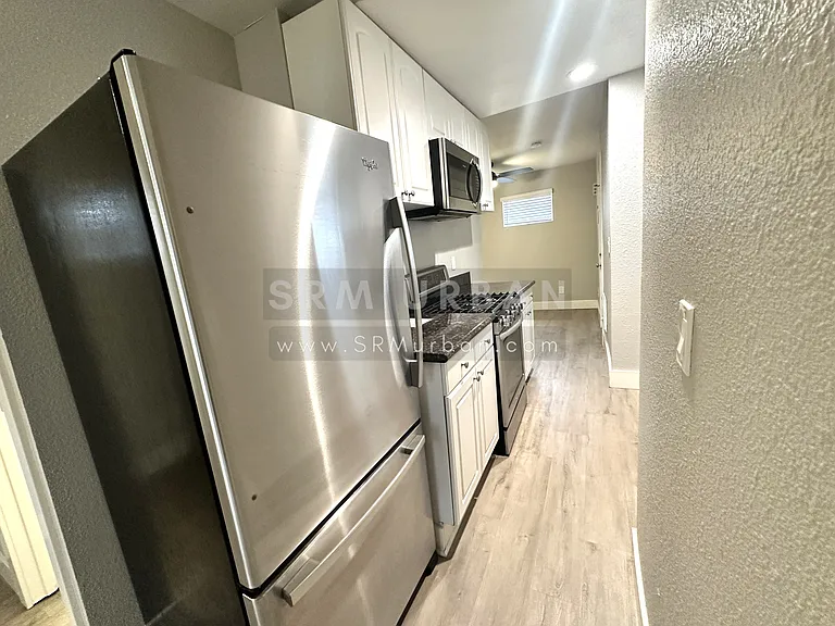 3036 B St #1/4 — Photo 5