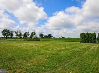 1540 Lancaster Rd, Manheim, PA 17545