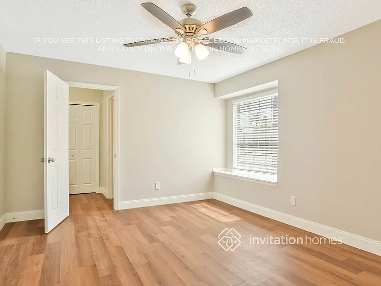 3434 Coachlight Dr — Photo 6