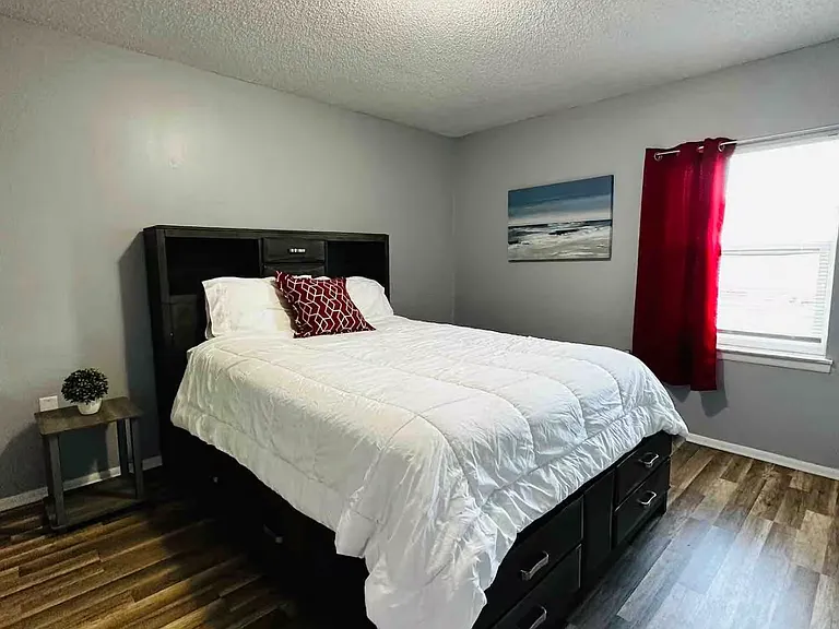 805 Mendoza Dr — Photo 11