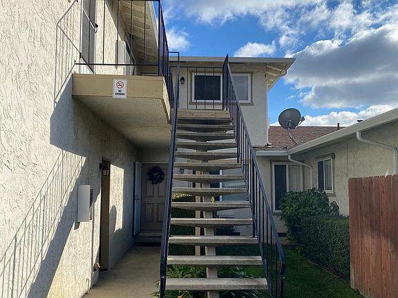 2nd image of 991 Wren Dr Unit 3