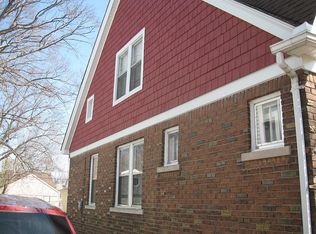 223 E Maplehurst St, Ferndale, MI 48220