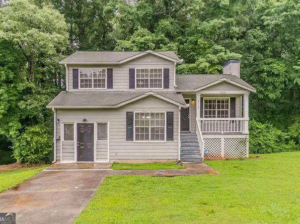 6114 Leverett Dr, Lithonia, GA 30038