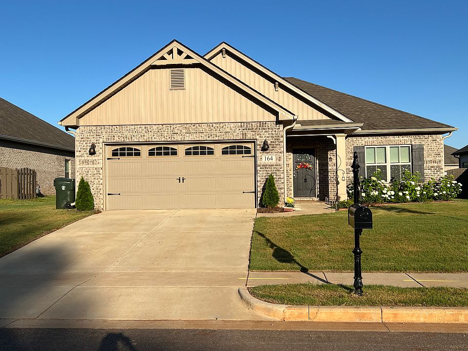 1st image of 164 Rosemary Ayers Dr