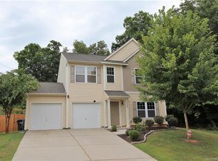 9207 Taggert Ct, Charlotte, NC 28215