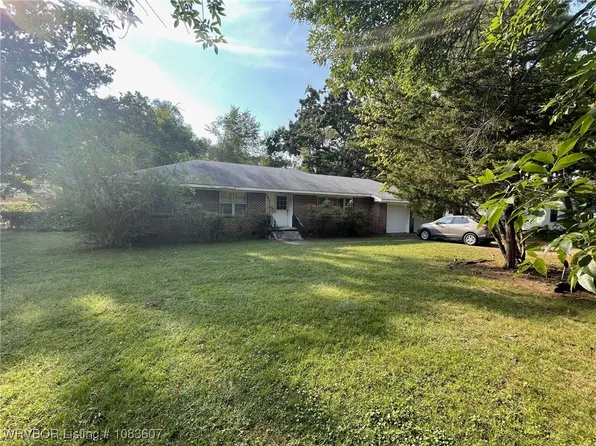 1401 N 50th St, Fort Smith, AR 72904