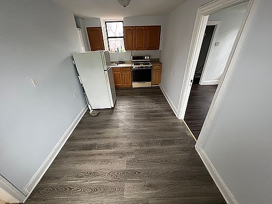 2nd image of 1108 39th St #3