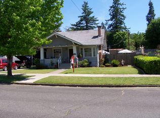 516 SE Locust St, Oakland, OR 97462