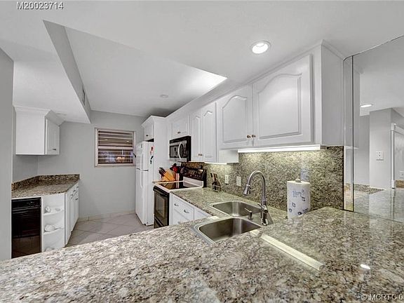 5th image of 1555 NE Ocean Blvd APT 302N