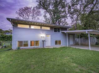 3431 SW Oakley Ave, Topeka, KS 66614