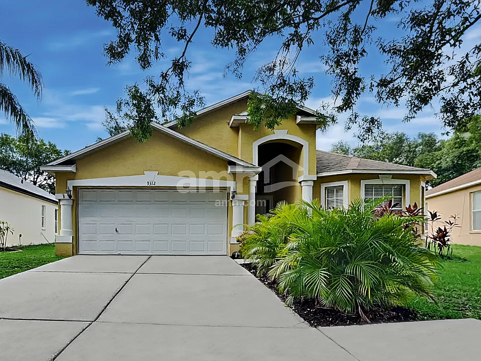 9312 Hidden Water Cres