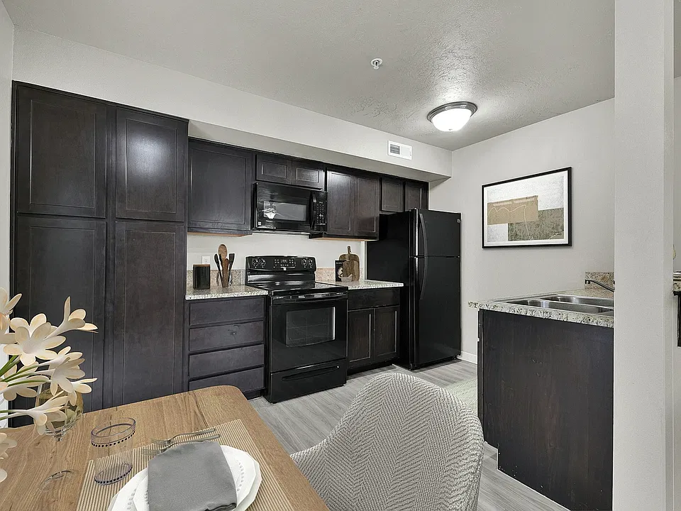 Centerpoint Townhomes
