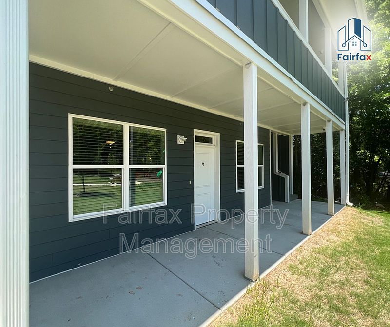 1st image of 518 Boone St APT 105
