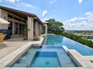 119 McCullough Ranch Rd N, Kerrville, TX 78028