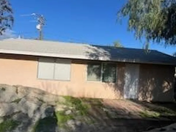 205 Navajo Rd, Perris, CA 92570