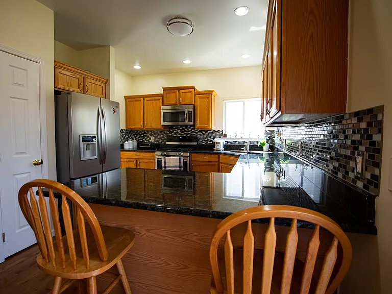 366 Sedgewood Ln — Photo 12