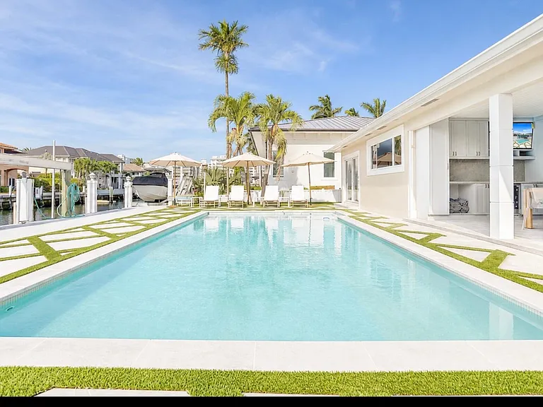 885 Nafa Dr — Photo 11