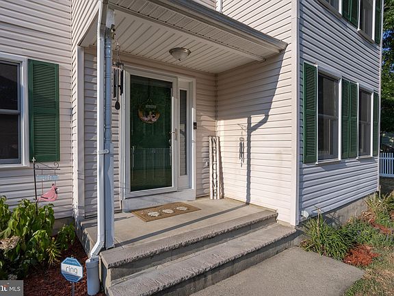 5th image of 502 Pemberton Blvd