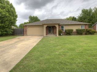 8219 N 122nd East Ave, Owasso, OK 74055