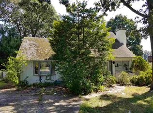 121 Hobart Ave, Absecon, NJ 08201