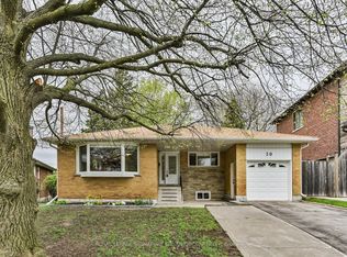 30 Shaunavon Heights Cres, Toronto, ON M3A 2P4