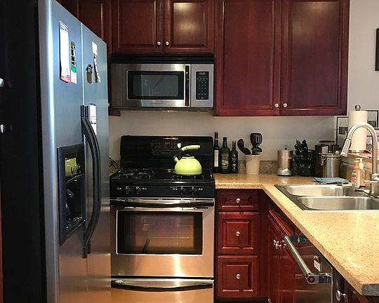 4th image of 5525 Canoga Ave APT 312