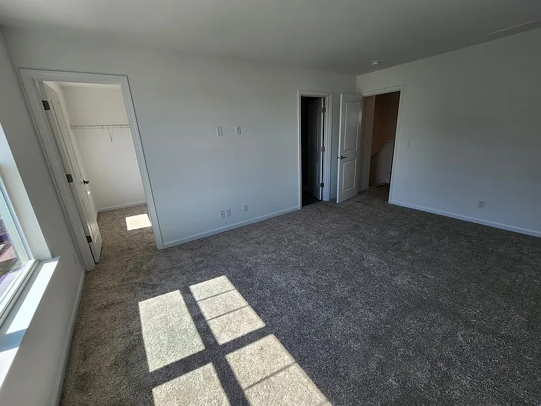 1033 Atterberg Rd — Photo 11